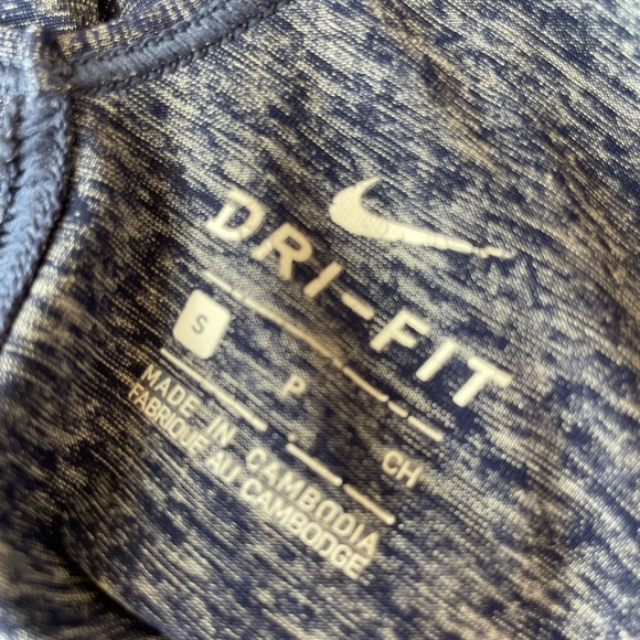 ACCEPTING OFFERS Blue Nike open back tank - Picture 2 of 3